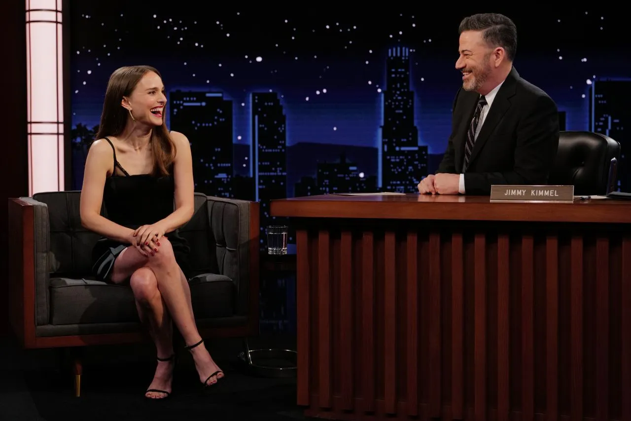 NATALIE PORTMAN AT JIMMY KIMMEL LIVE IN NEW YORK3